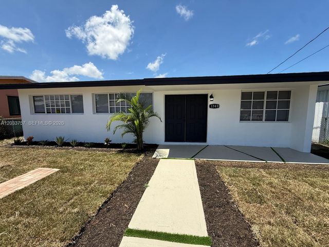 1749 NW 154th St, Miami Gardens, FL 33054