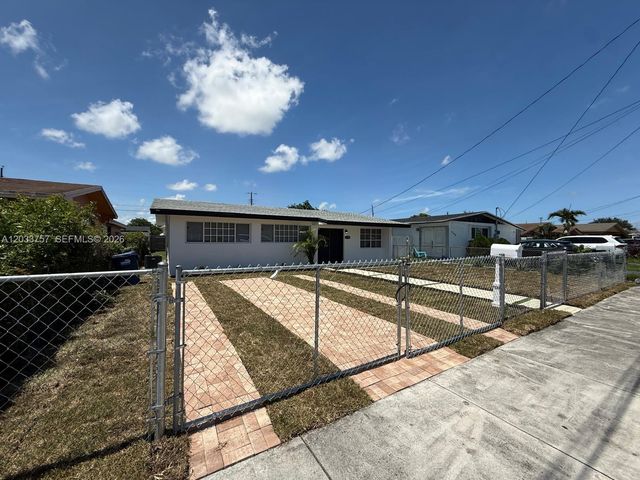 1749 NW 154th St, Miami Gardens, FL 33054
