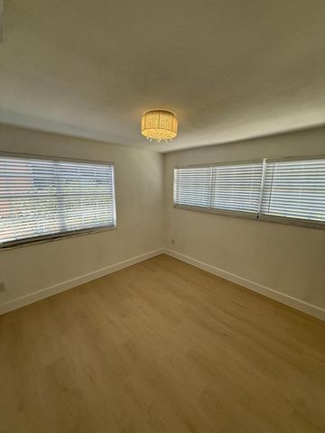 1749 NW 154th St, Miami Gardens, FL 33054