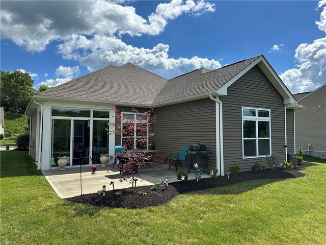 305 Dupont Drive, North Fayette, PA 15057