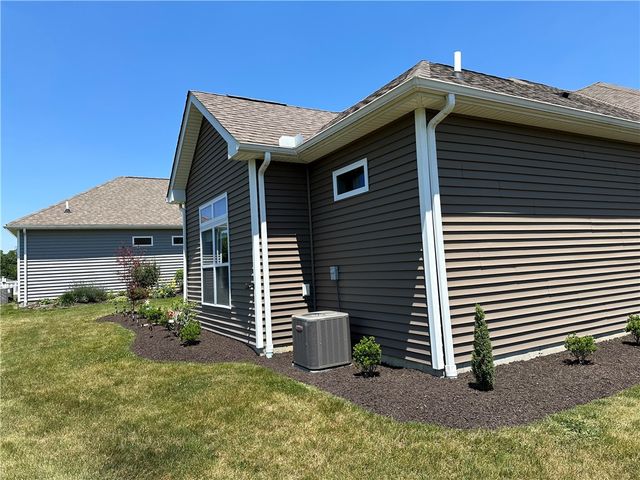 305 Dupont Drive, North Fayette, PA 15057