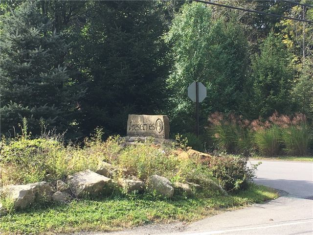 305 Dupont Drive, North Fayette, PA 15057