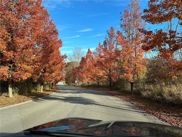 305 Dupont Drive, North Fayette, PA 15057