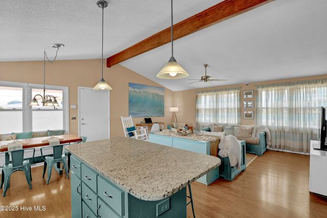 7401 9th Avenue, N Topsail Beach, NC 28460