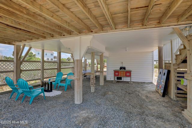 7401 9th Avenue, N Topsail Beach, NC 28460