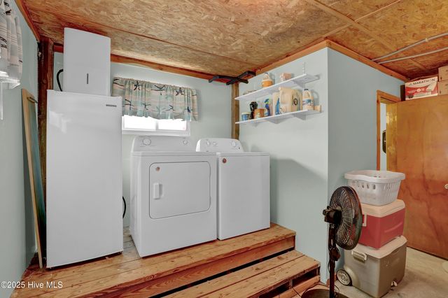 7401 9th Avenue, N Topsail Beach, NC 28460