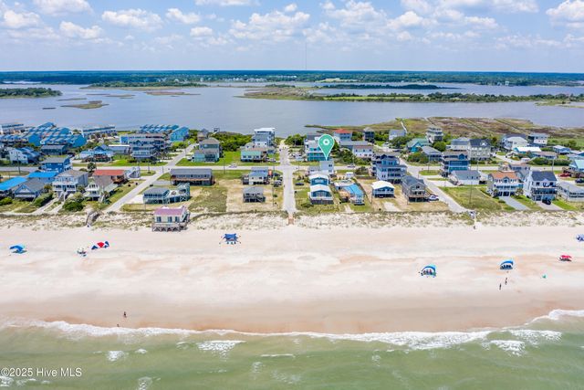 7401 9th Avenue, N Topsail Beach, NC 28460