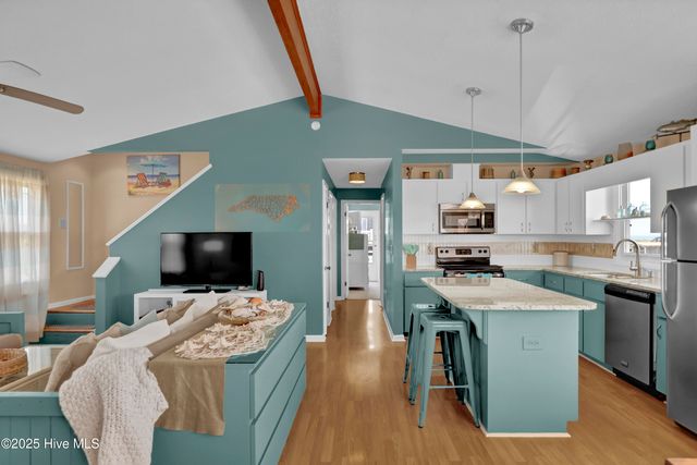 7401 9th Avenue, N Topsail Beach, NC 28460