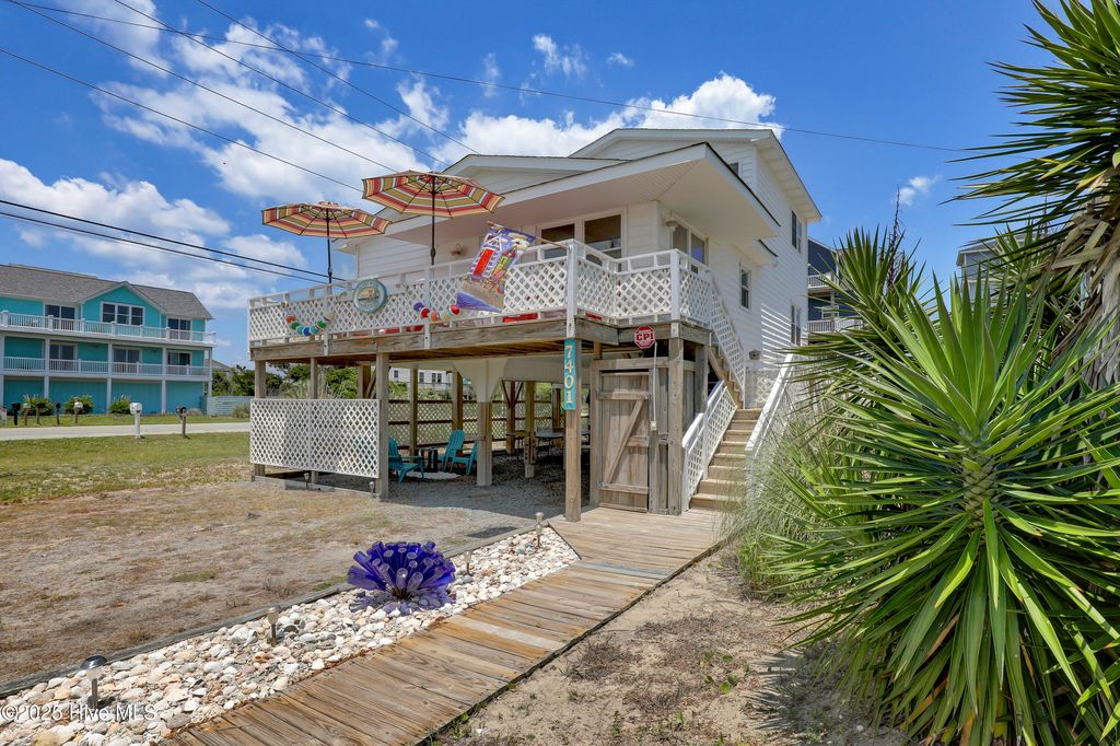 7401 9th Avenue, N Topsail Beach, NC 28460