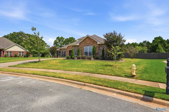 25 Bannut Court SW, Huntsville, AL 35824