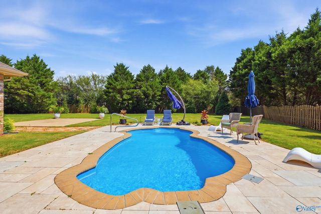 25 Bannut Court SW, Huntsville, AL 35824