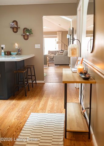 405 Forest Park Rd, Louisville, KY 40223