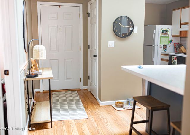 405 Forest Park Rd, Louisville, KY 40223