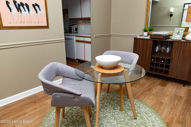 405 Forest Park Rd, Louisville, KY 40223