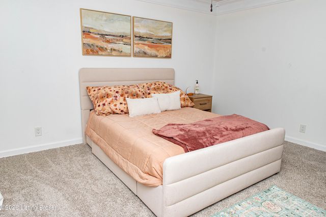 405 Forest Park Rd, Louisville, KY 40223