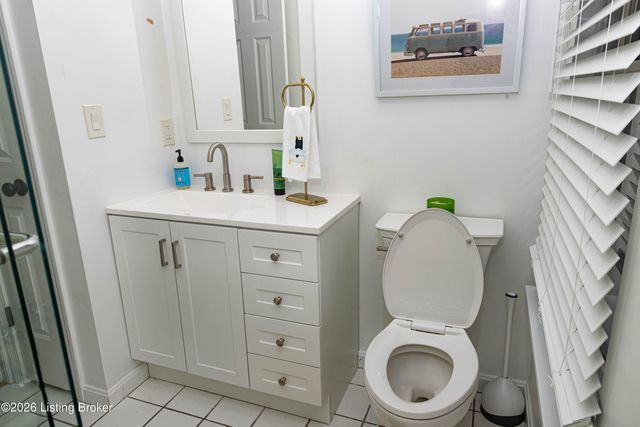 405 Forest Park Rd, Louisville, KY 40223