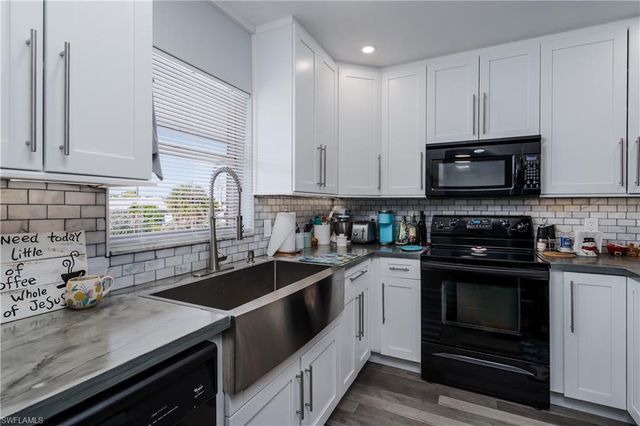 5499 Rattlesnake Hamm RD # 304A, Naples, FL 34113