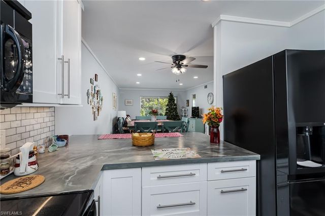 5499 Rattlesnake Hamm RD # 304A, Naples, FL 34113