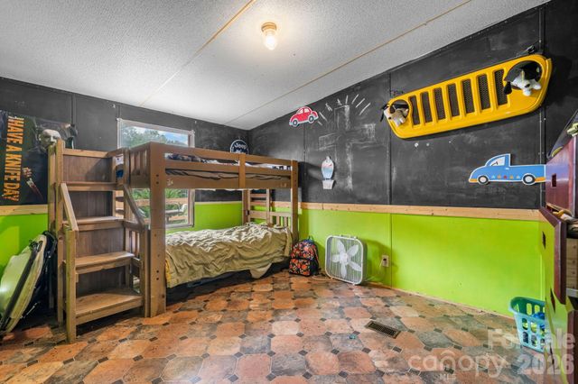 2461 Shadowbrook Drive, Lenoir, NC 28645