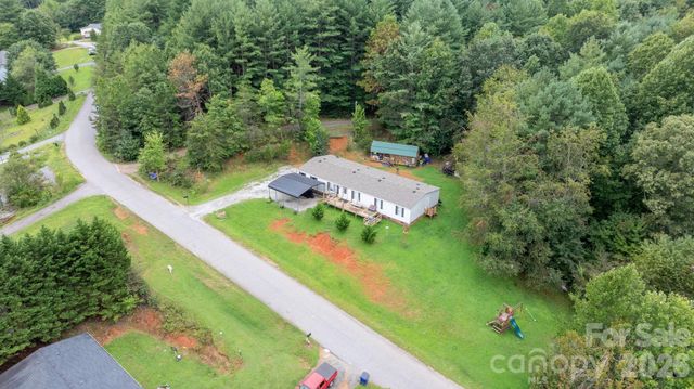 2461 Shadowbrook Drive, Lenoir, NC 28645