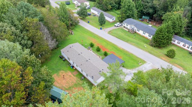 2461 Shadowbrook Drive, Lenoir, NC 28645
