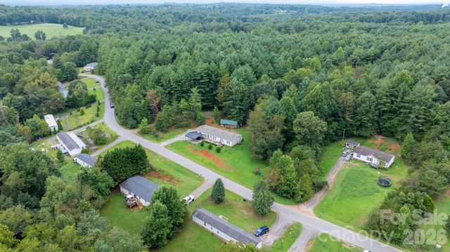 2461 Shadowbrook Drive, Lenoir, NC 28645