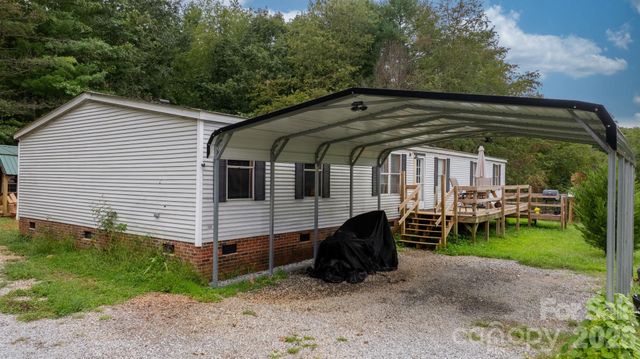 2461 Shadowbrook Drive, Lenoir, NC 28645