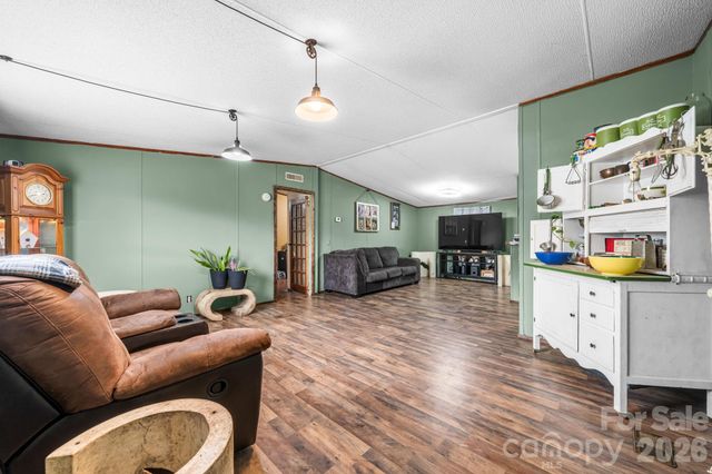 2461 Shadowbrook Drive, Lenoir, NC 28645