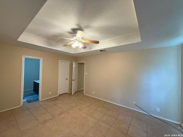 6011 Valparaiso Way, San Antonio, TX 78249