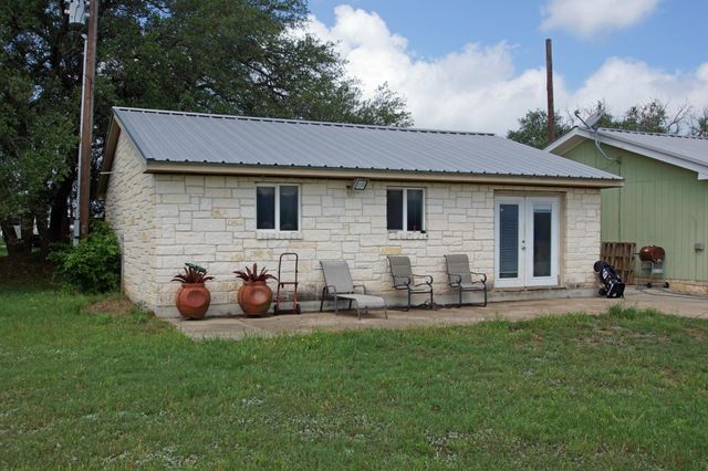 244 Apache Springs RD, Briggs, TX 78608