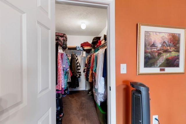 28 Glenside Ave, Billerica, MA 01821