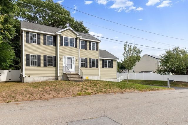 28 Glenside Ave, Billerica, MA 01821