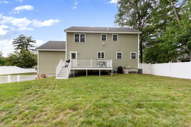 28 Glenside Ave, Billerica, MA 01821