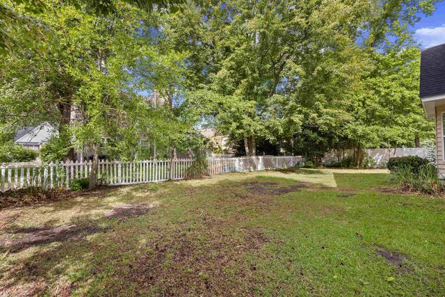 3716 Kennison Dr., Myrtle Beach, SC 29575