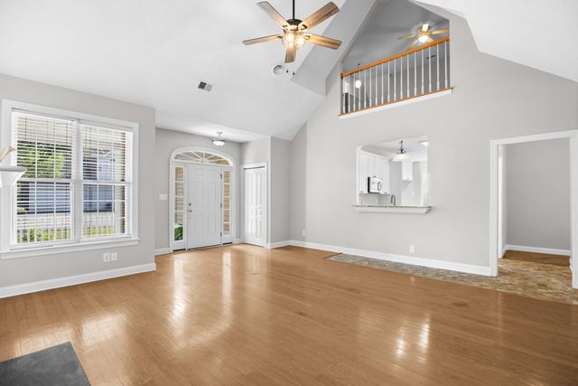 3716 Kennison Dr., Myrtle Beach, SC 29575