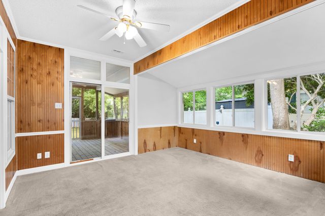 3716 Kennison Dr., Myrtle Beach, SC 29575