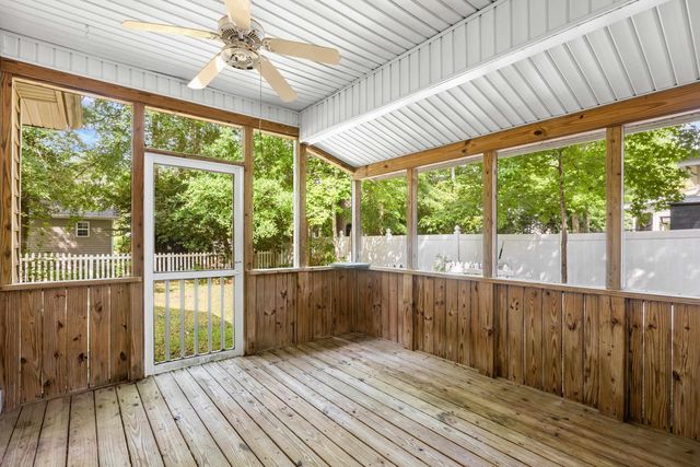3716 Kennison Dr., Myrtle Beach, SC 29575