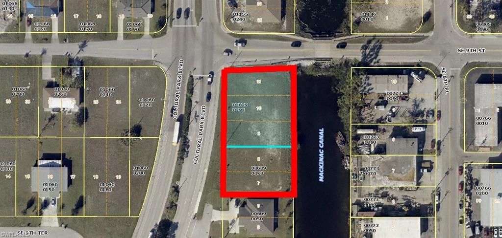 Image 1 of property listing at 903-907 Cultural Park BLVD, Cape Coral, FL 33990