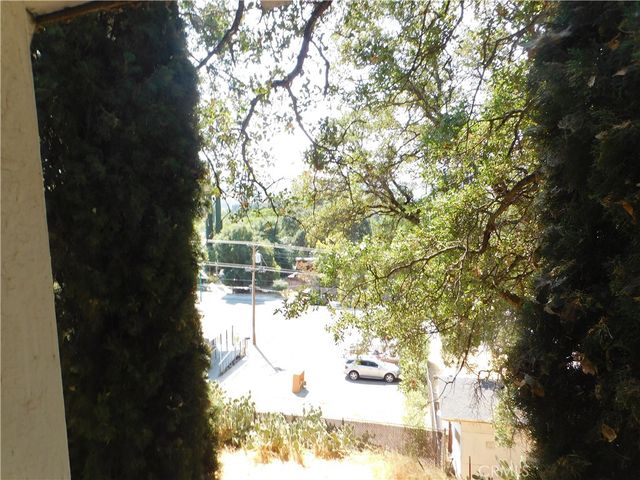 12861 Lakeview Drive, Clearlake Oaks, CA 95423