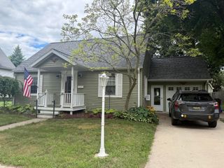 109 E Pine Street, Fremont, MI 49412