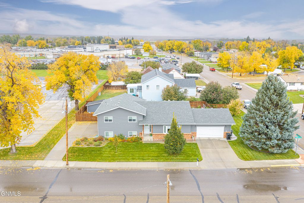 1201 5th Street SW, Sidney, MT 59270 photo 2