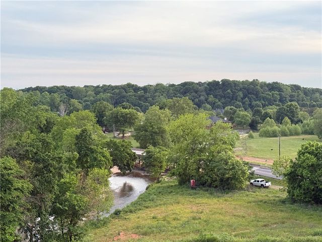 1362 Duffers Court, Cave Springs, AR 72718