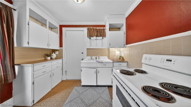 135 Byers Avenue, Akron, OH 44302