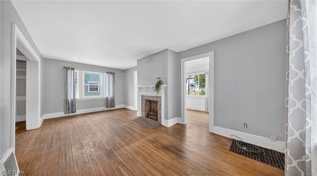 135 Byers Avenue, Akron, OH 44302