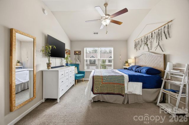 10041 Brittondale Lane, Charlotte, NC 28215