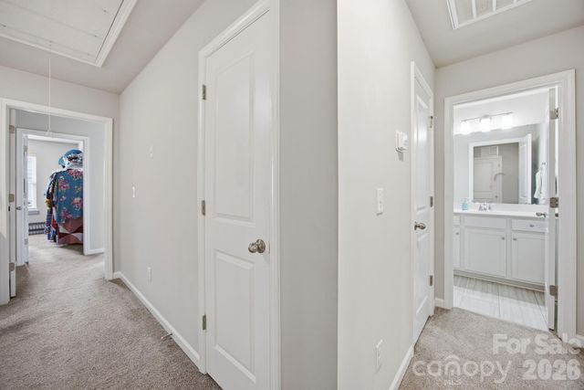 10041 Brittondale Lane, Charlotte, NC 28215