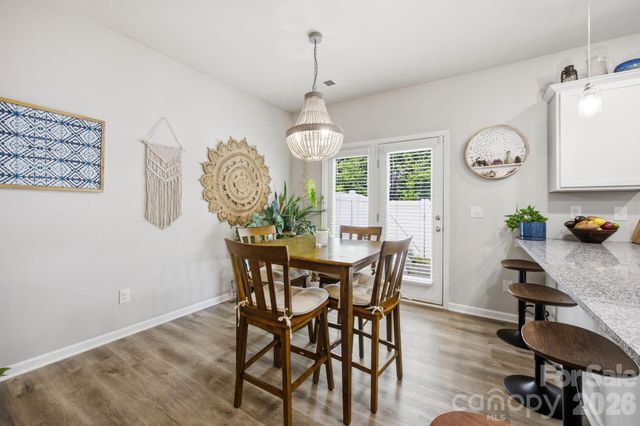 10041 Brittondale Lane, Charlotte, NC 28215