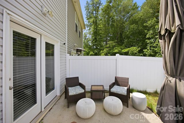 10041 Brittondale Lane, Charlotte, NC 28215