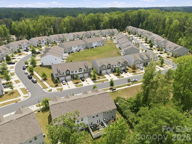 10041 Brittondale Lane, Charlotte, NC 28215