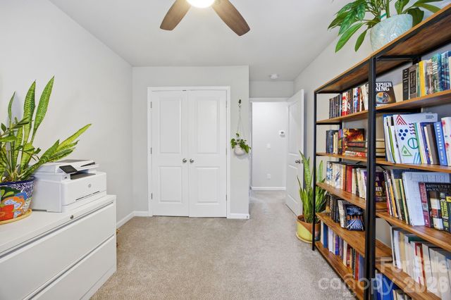 10041 Brittondale Lane, Charlotte, NC 28215